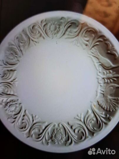 Большое Блюдо с выпуклым рисунком