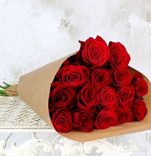 15 красных роз