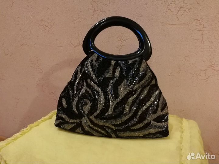 Сумочка из бисера