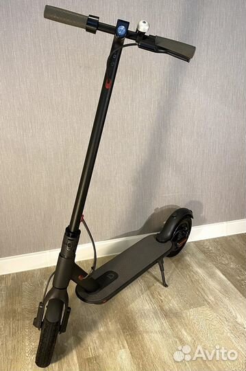 Электросамокат Xiaomi Mijia M365