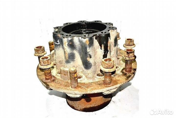 Ступица ведущего моста дисковые тормоза, левая mer