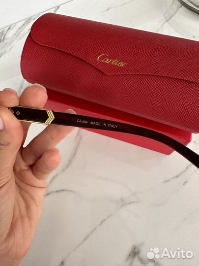 Солнцезащитные очки cartier
