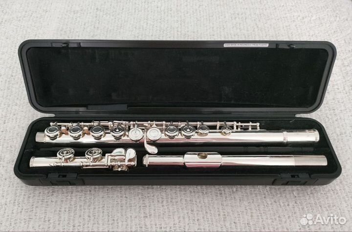 Флейта yamaha YFL-212