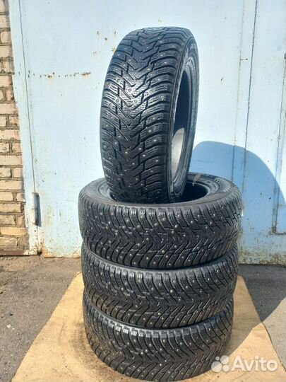 Nokian Tyres Hakkapeliitta 8 205/65 R16