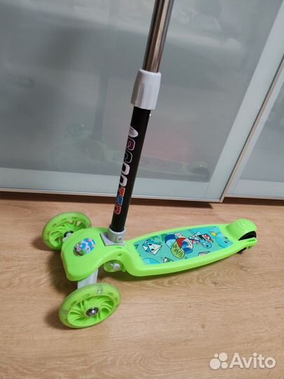 Самокат детский трехколесный бу