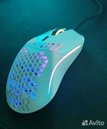 Мышь игровая Glorious Model O белая