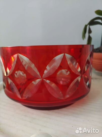 Ваза. Цветное стекло