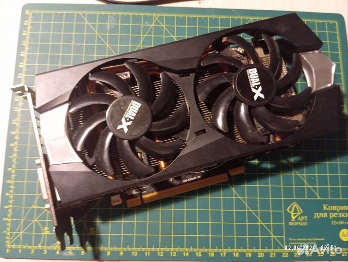 Видеокарта Sapphire AMD Radeon R9 270x