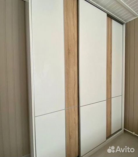 Шкаф распашной