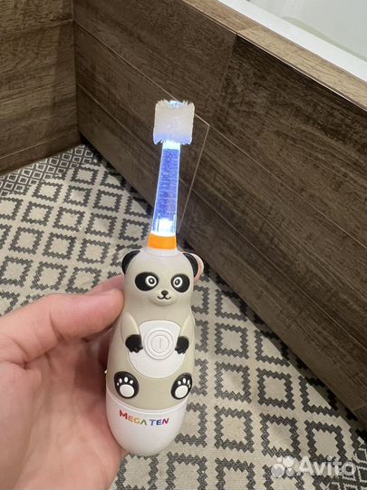 Зубная щетка megaten панда электрическая