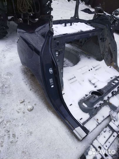 Крыло заднее правое четверть Renault Fluence