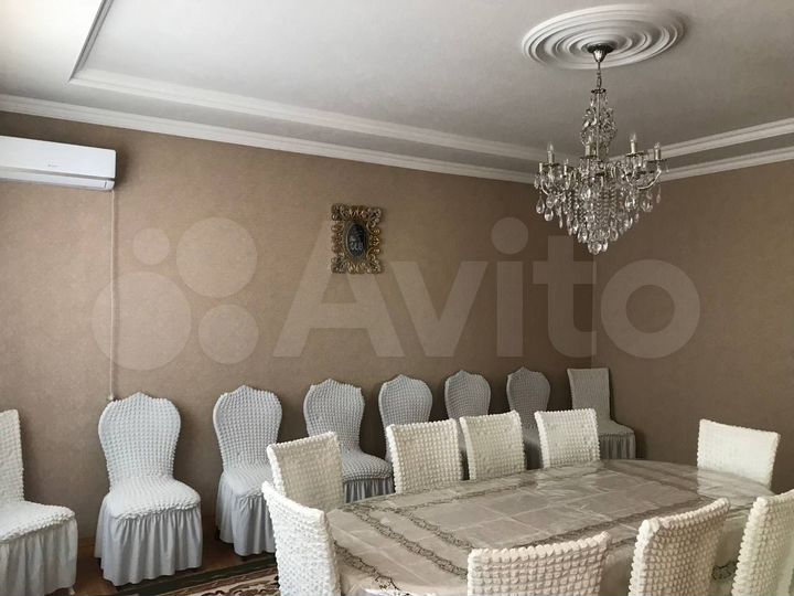 Дом 254 м² на участке 5,86 га