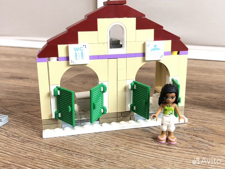 Lego friends школа верховой езды