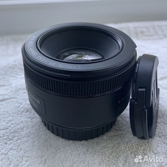 Canon EF 50mm f/1.8 STM