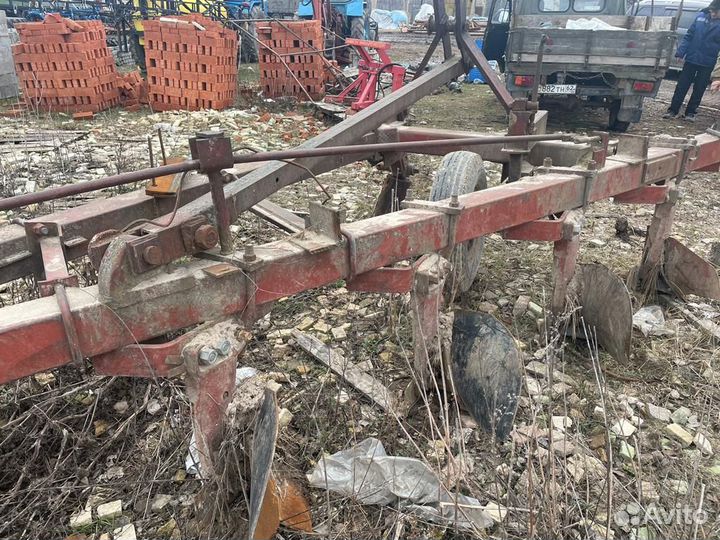 Плуг Светлоградагромаш 8 корп. (ПНУ-8х40), 2005