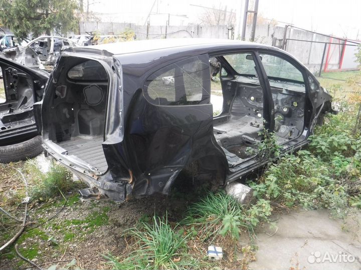 Порог + средняя стойка правая Honda Stream 2003