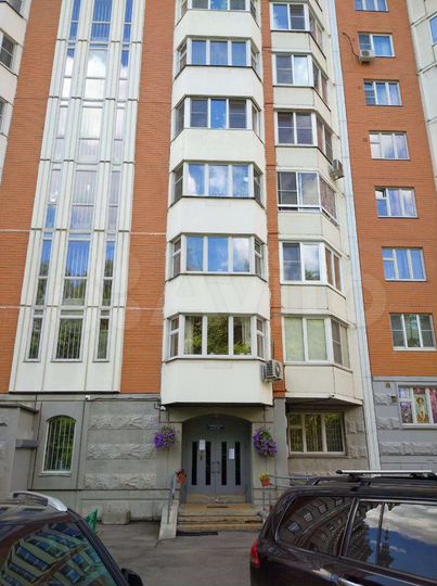 2-к. квартира, 64 м², 7/17 эт.