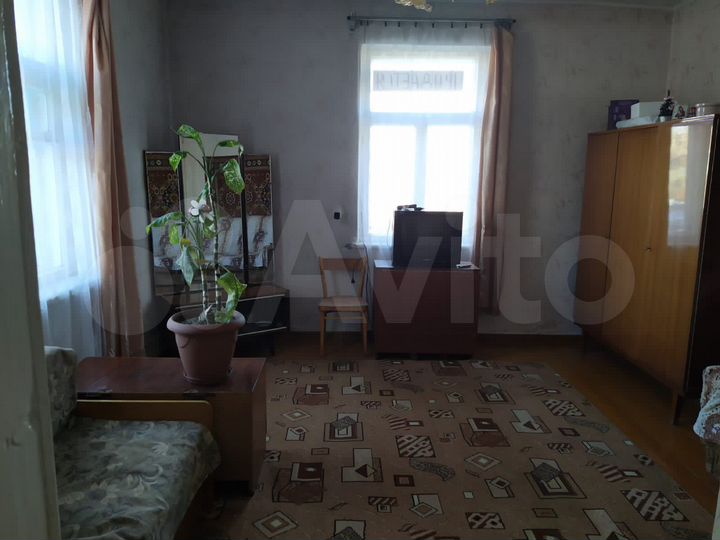 Дом 32,8 м² на участке 3 сот.