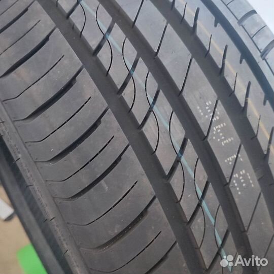 Grenlander L-Zeal56 255/35 R20 97W