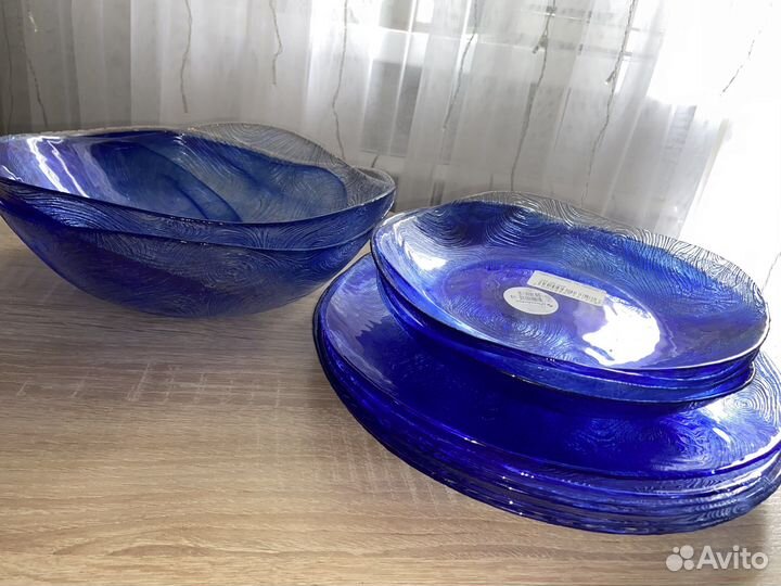 Посуда: тарелки,салатники