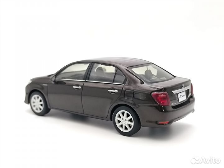 Toyota Corolla Axio, 1:30, в наличии