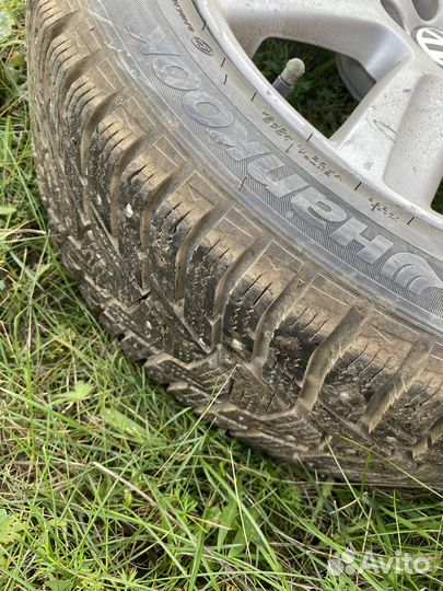 Литые диски с зимней резиной оригинал vw polo r15