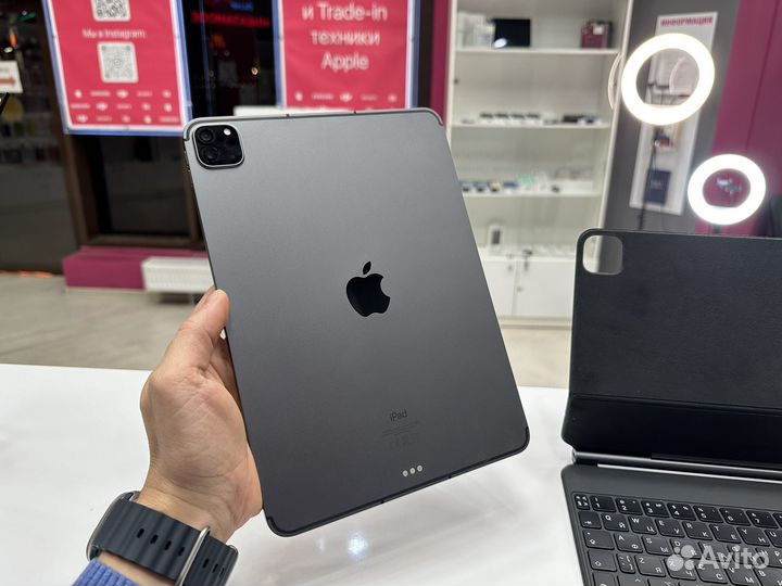 iPad Pro 11 (2021) M1 + sim 512Gb