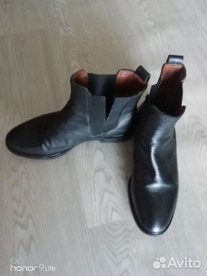 Ботинки осенние