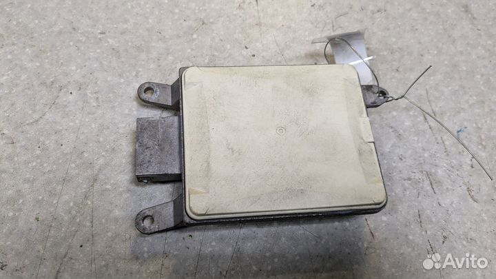 Датчик слепых зон Audi A8 (D3)