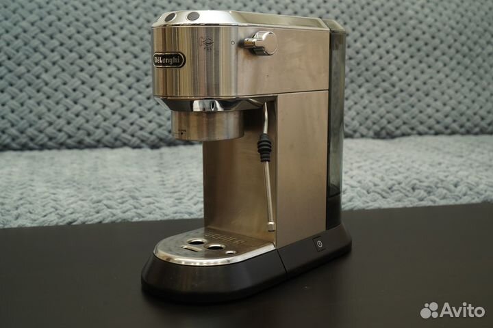 DeLonghi кофеварка EC 685 и кофемолка KG 521.M