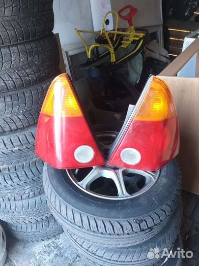 Фара daihatsu Yrv