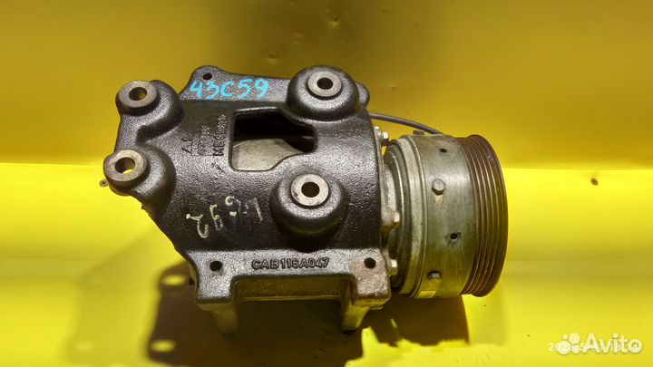 Компрессор кондиционера для Mitsubishi Carisma