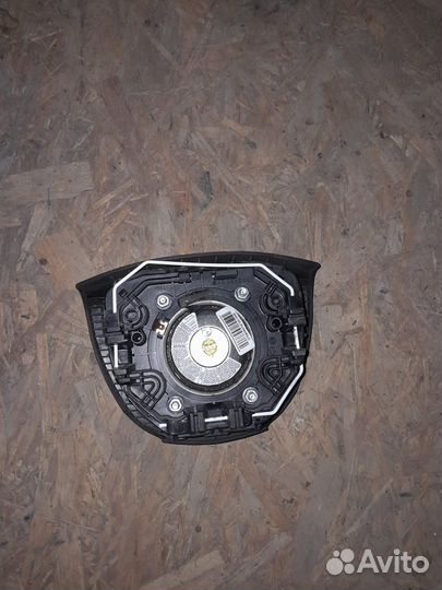 Подушка безопасности водителя на ford focus 2