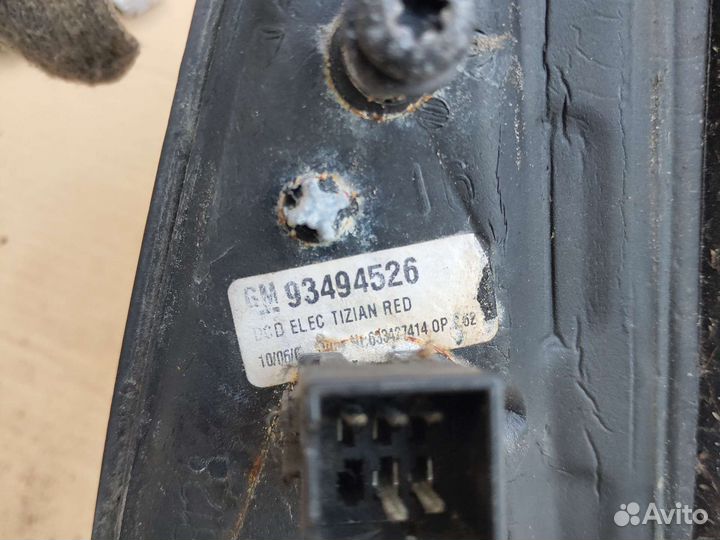 Зерколо боковое на Opel Meriva