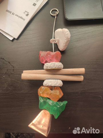 Игрушка для попугая