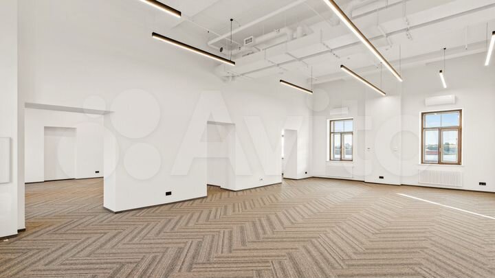 Сдам офисное помещение, 310.3 м²