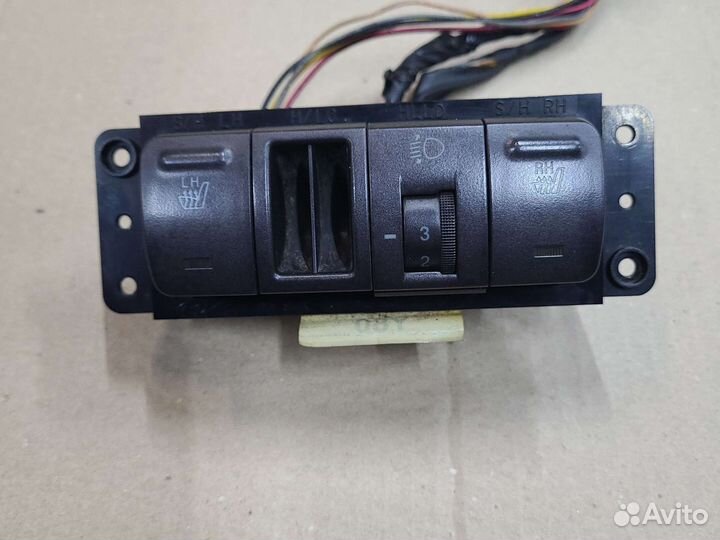 Кнопки подогрева сидений Hyundai Elantra XD