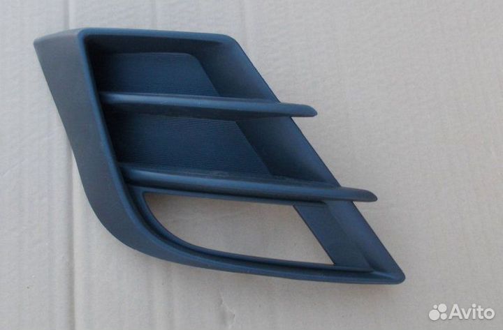 Оправа птф передняя правая Mazda 3 Axela BL