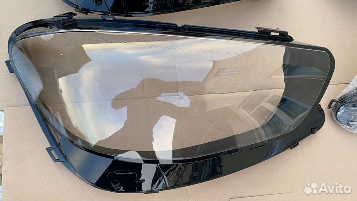 Стекло на фару Mercedes-benz W213