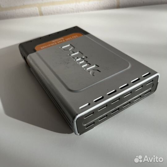 Switch D-Link Des-1008D