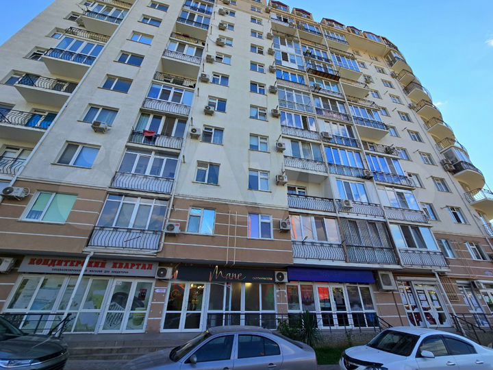 Пожарова - Магазин, Салон Красоты/Кофейня, 83 м²