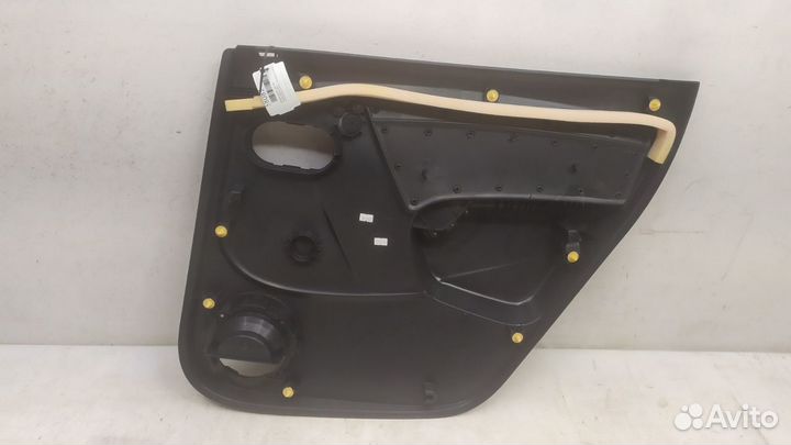 Обшивка двери задняя левая Renault Duster 2010