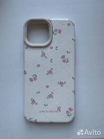 Чехол на iPhone 15