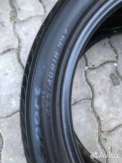 Yokohama Advan Sport V105 255/40 R18 V