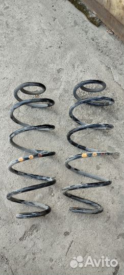 Пружины задние Peugeot 207 хэтчбек