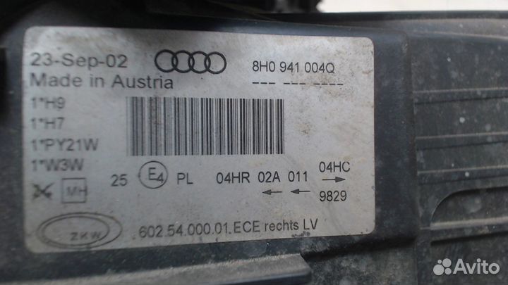 Фара (передняя) Audi A4 (B6), 2000