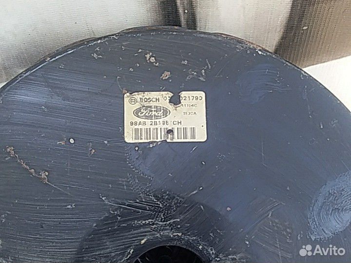Форд фокус 1 2001 год вакум тармозной
