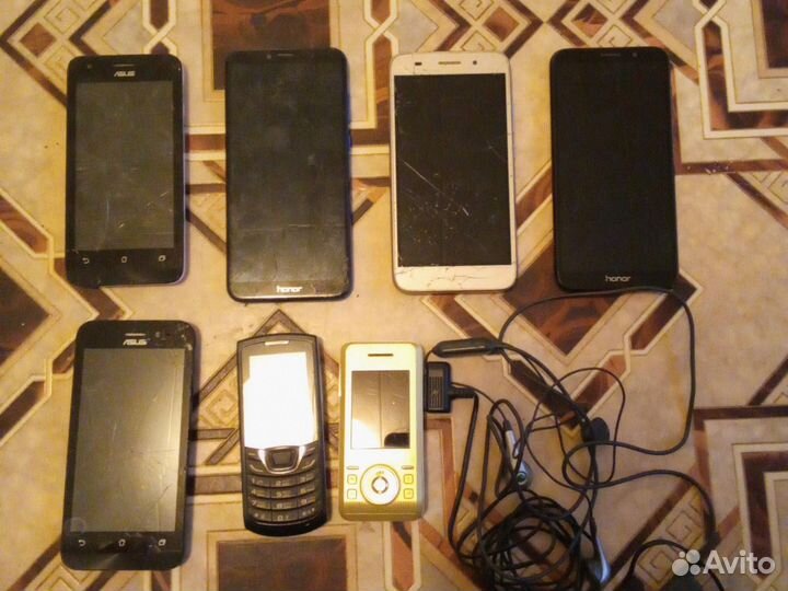 Планшеты бу и телефоны