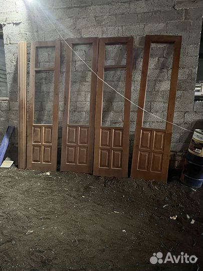 Продаю двери