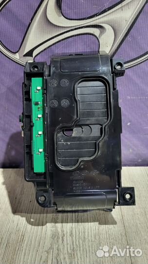 Накладка консоли кпп Hyundai IX35